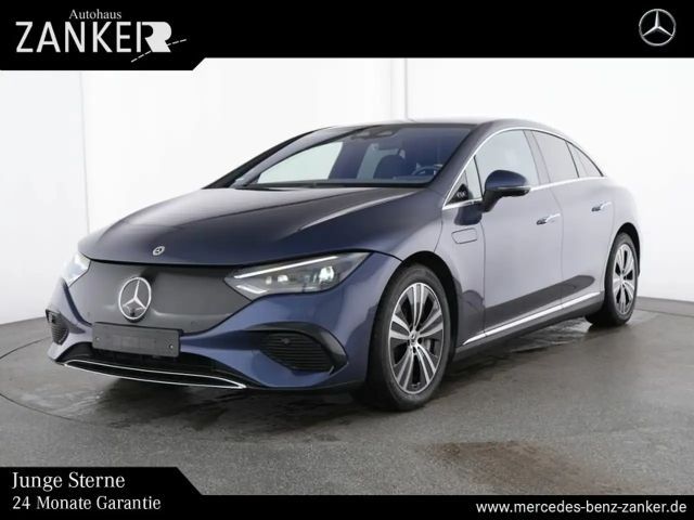 Mercedes-Benz EQE 350 Sedan