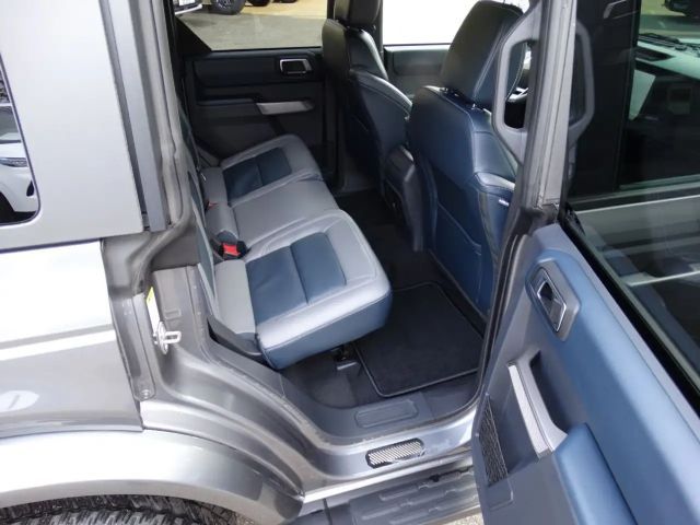 Ford Bronco 4x4 AWD Outer Banks