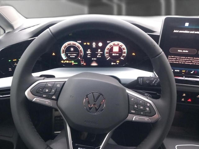 Volkswagen Golf 1.5 eTSI DSG Golf VIII