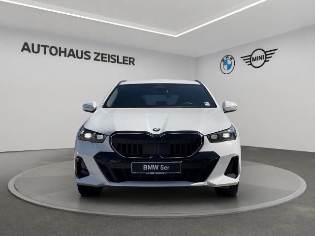 BMW 520 520d M-Sport Touring