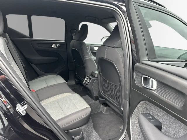 Volvo XC40 Dark Plus