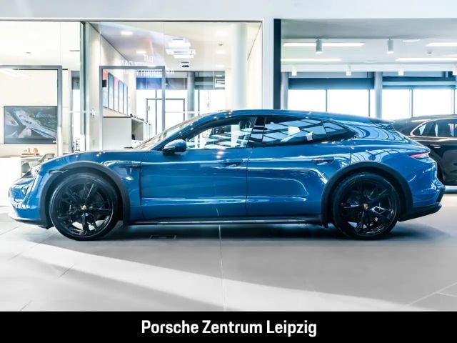 Porsche Taycan 4S Cross Turismo