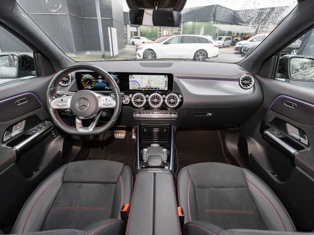 Mercedes-Benz EQA 300 4MATIC AMG Line