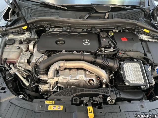 Mercedes-Benz GLA 250 4MATIC AMG Line