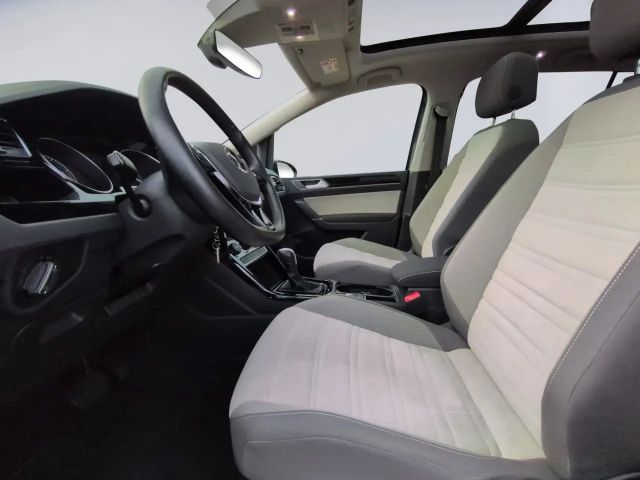 Volkswagen Touran 1.5 TSI DSG Highline