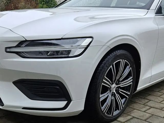 Volvo V60 Geartronic Momentum