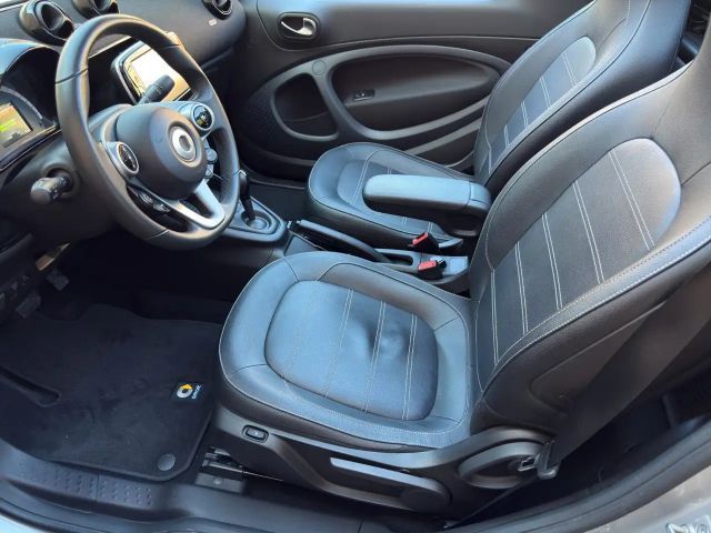 Smart EQ fortwo Brabus Cabrio Prime