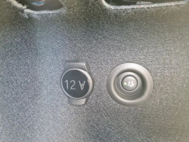 BMW X1 xDrive23d xLine SAV RFK AHK el. Sitze PDC