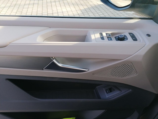 Volkswagen Multivan 2.0 TDI DSG IQ.Drive T7