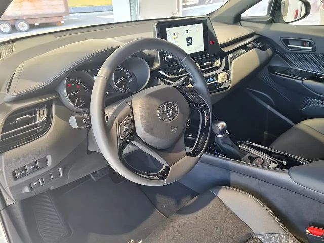 Toyota C-HR Active Hybride