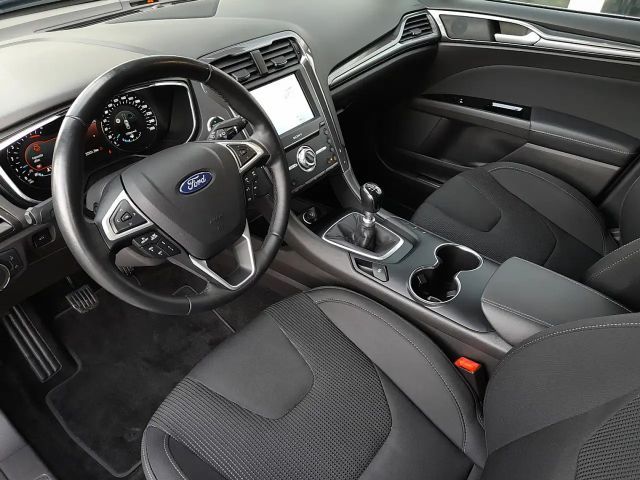 Ford Mondeo Titanium