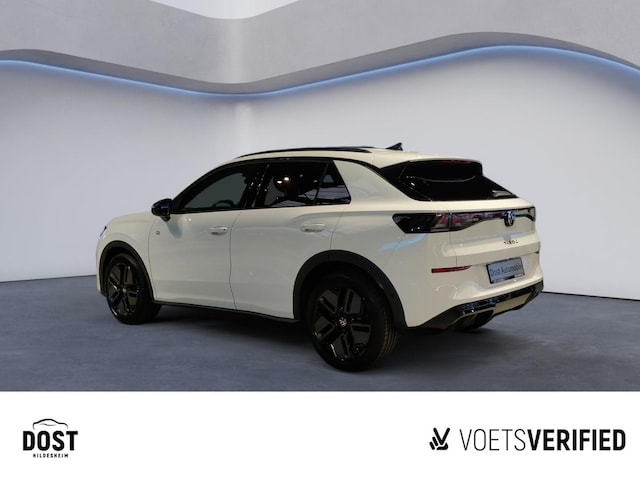 Volkswagen T-Roc 1.5 eTSI DSG IQ.Drive R-Line