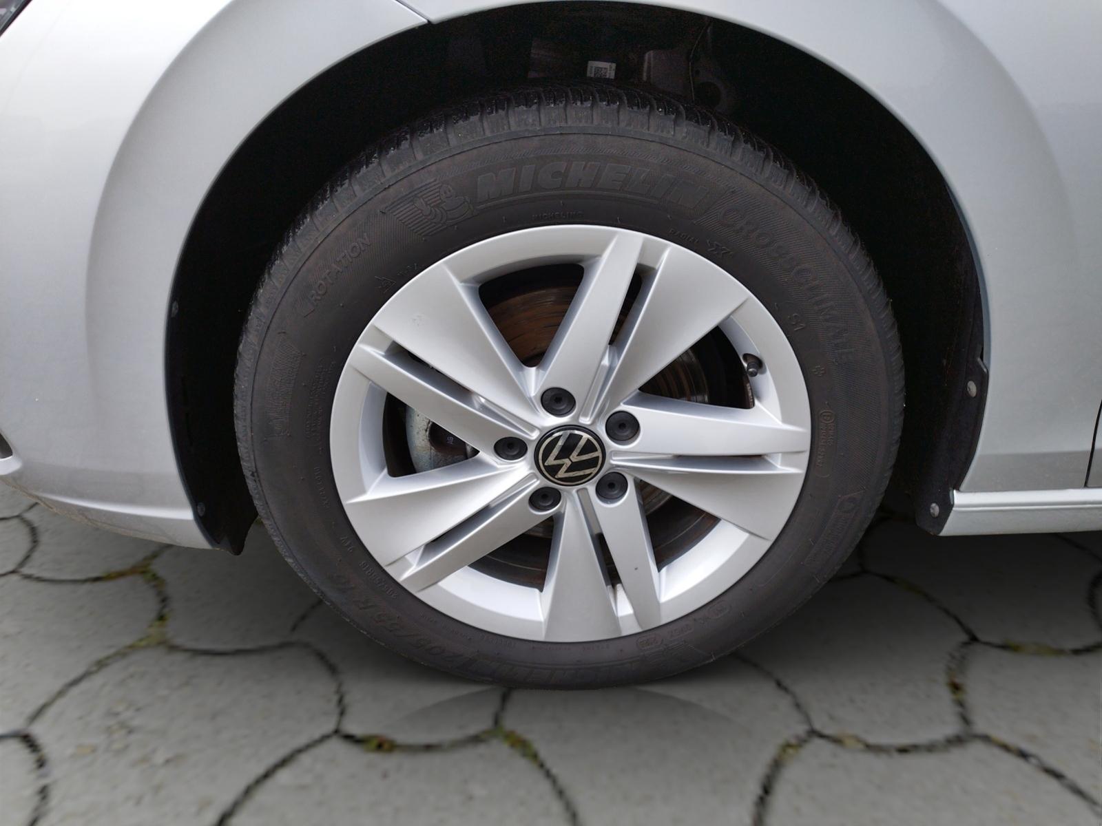 Volkswagen Golf 1.5 TSI Golf VIII Life