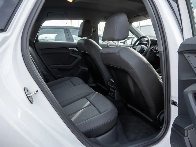 Audi A3 35 TFSI Sedan Sportback