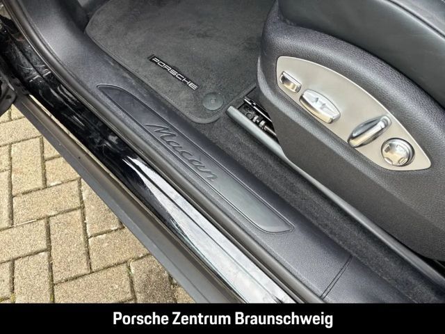 Porsche Macan Rückfahrkamera Sportabgas Luftfederung LED
