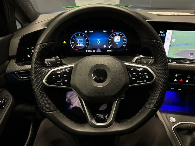 Volkswagen Golf 1.5 TSI R-Line