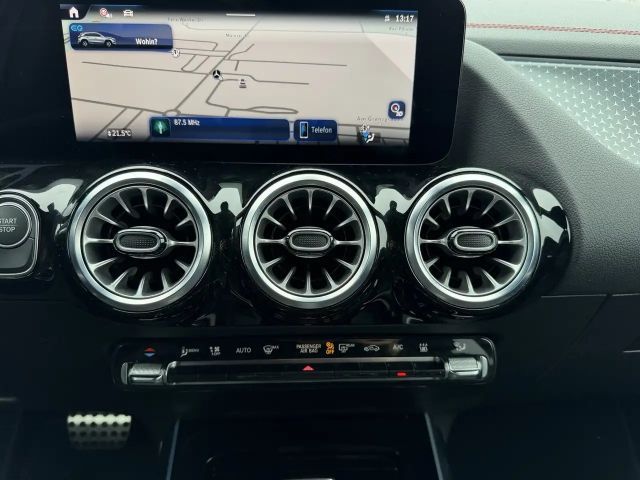 Mercedes-Benz EQA 350 4MATIC AMG Line