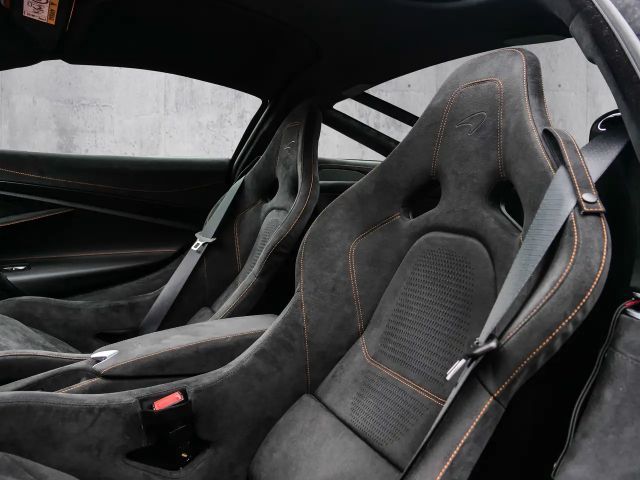McLaren 750S Coupé Ventura Orange, Interior Carbon