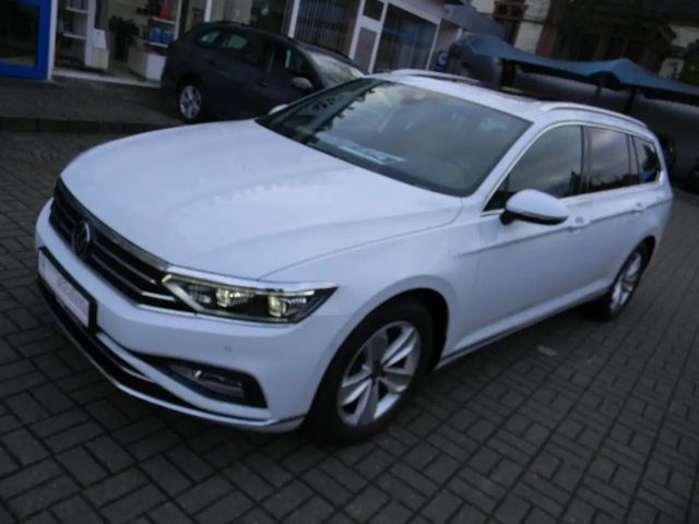 Volkswagen Passat DSG Elegance Elegance Variant