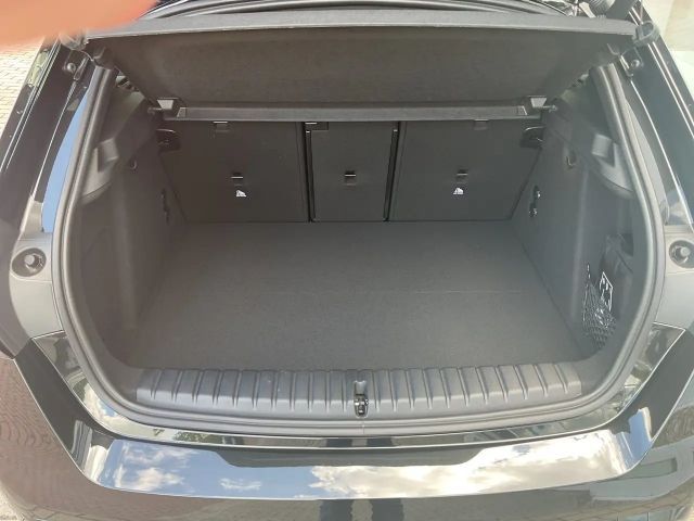 BMW 118 118d M-Sport Sedan