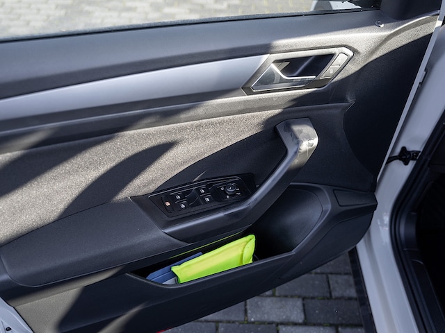 Volkswagen T-Roc 1.5 TSI DSG Life