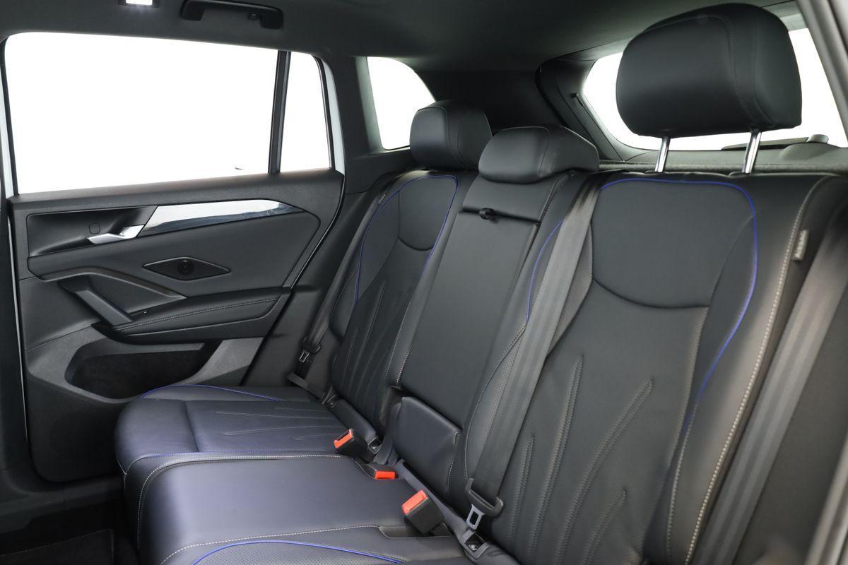 Volkswagen Tiguan 2.0 TSI DSG IQ.Drive R-Line