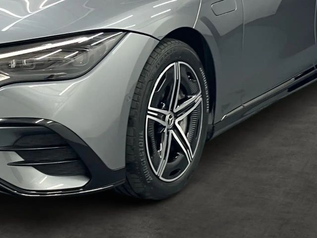 Mercedes-Benz EQE 300 AMG Line Sedan