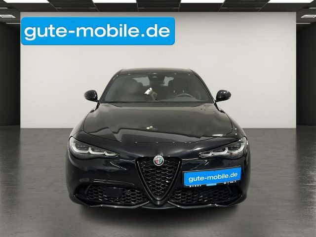 Alfa Romeo Giulia Q4
