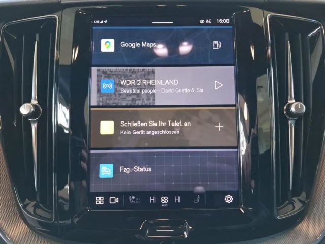 Volvo XC60 AWD Dark Plus