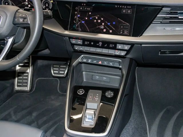 Audi A3 45 TFSI Hybride S-Line Sedan