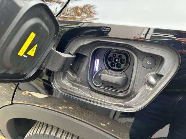 Volvo XC40 Core Recharge