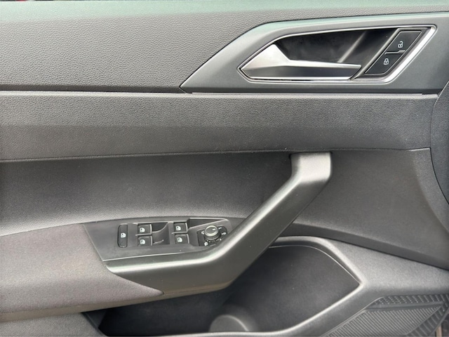 Volkswagen Taigo 1.0 TSI R-Line