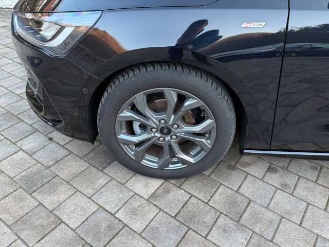 Ford Focus ST Line Wagon