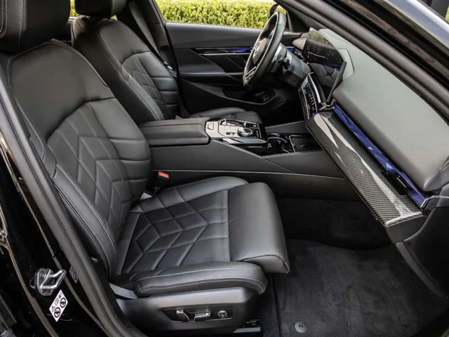 BMW 550 M-Sport Sedan