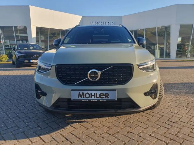 Volvo XC40 Dark Plus