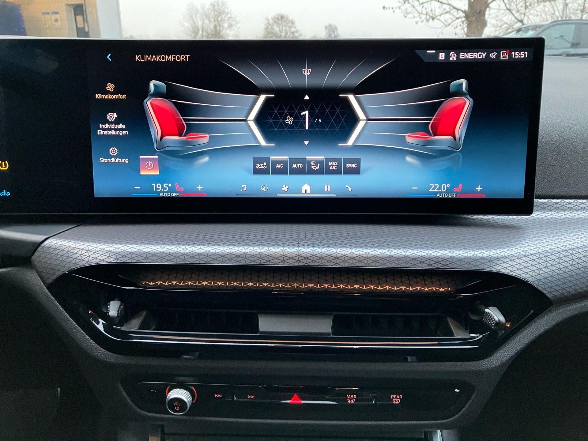 BMW 320 320i Touring