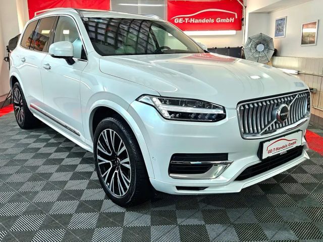 Volvo XC90 AWD T8