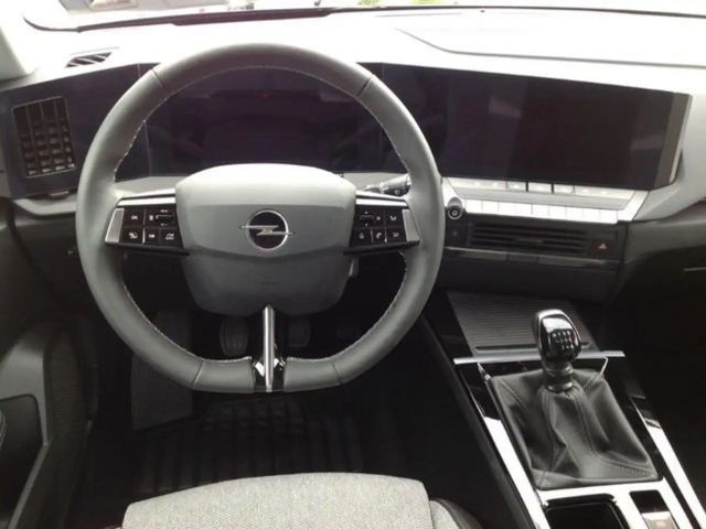 Opel Astra 1.2 Turbo Elegance Turbo