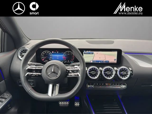 Mercedes-Benz GLA 200 AMG Line GLA 200 d