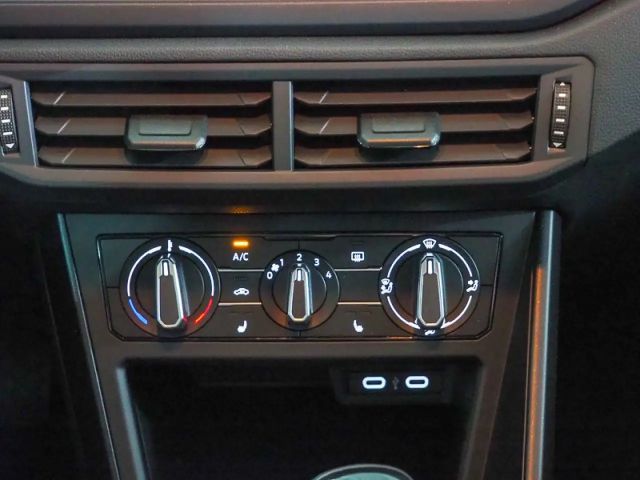 Volkswagen Polo 1.0 MPI