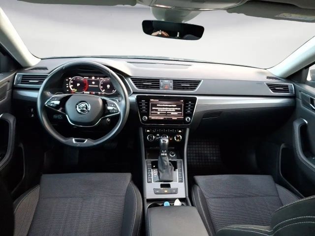 Skoda Superb 2.0 TDI Combi Style Style