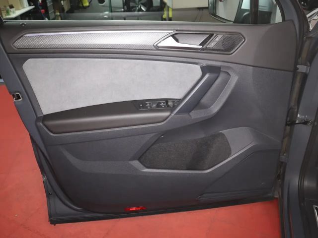 Volkswagen Tiguan 2.0 TSI