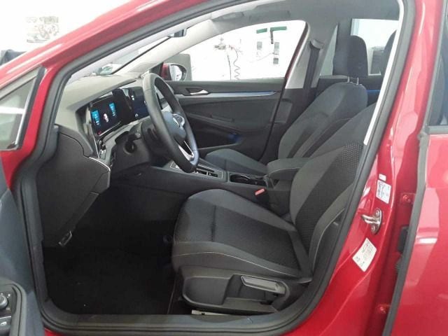 Volkswagen Golf 1.5 eTSI Golf VIII