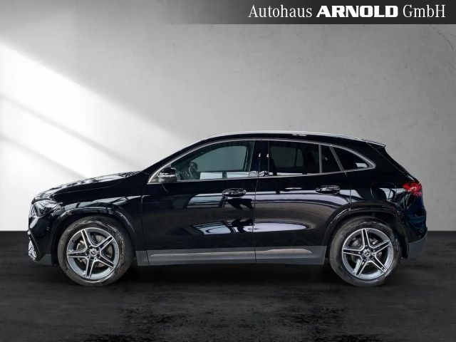 Mercedes-Benz GLA 200 AMG Line