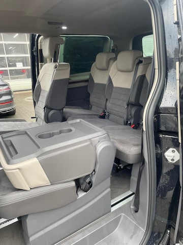 Volkswagen Multivan Lang Style T7