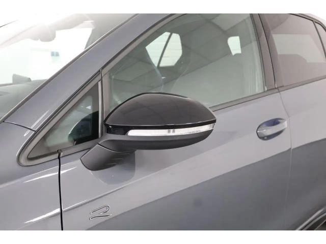 Volkswagen Golf 2.0 TDI DSG Golf VIII R-Line