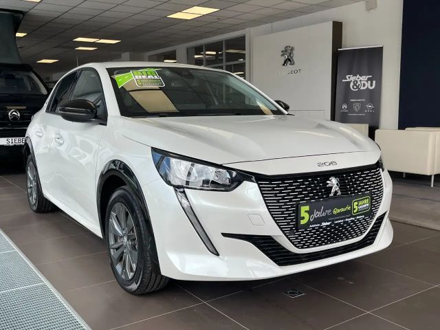 Peugeot 208 Allure Pack