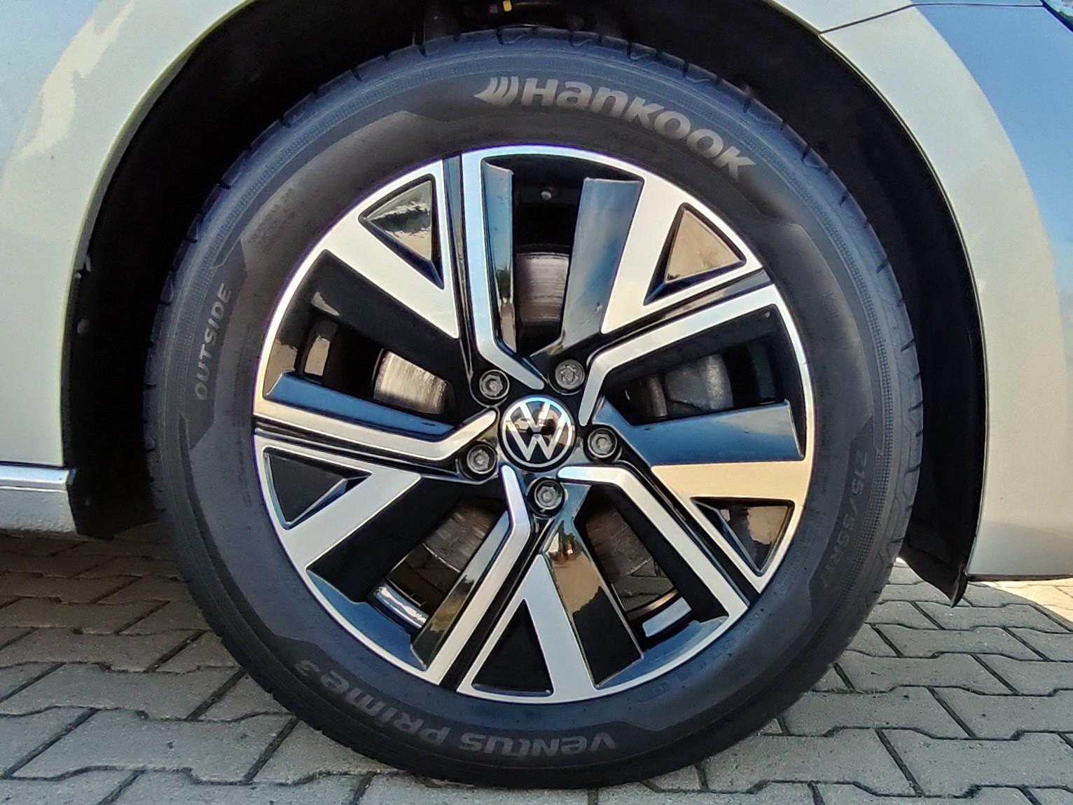 Volkswagen Touran 1.5 TSI DSG