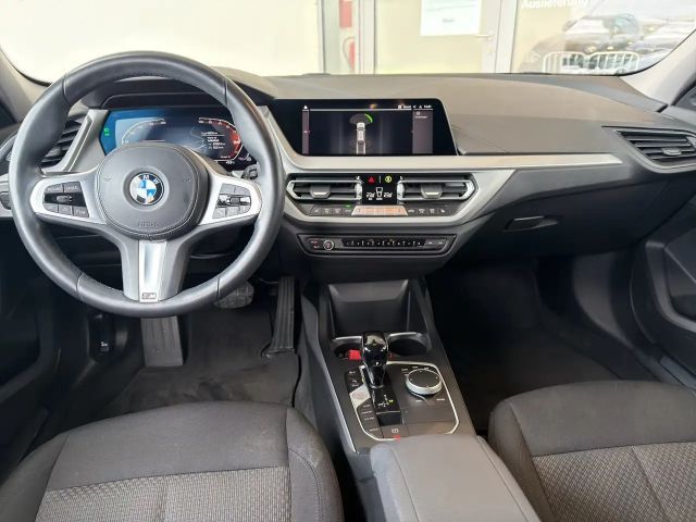 BMW 118 118i Advantage pakket Sedan