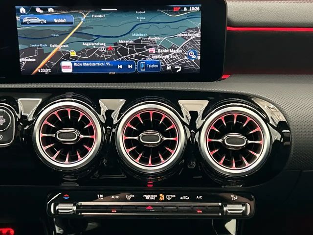 Mercedes-Benz CLA 200 AMG Line Shooting Brake